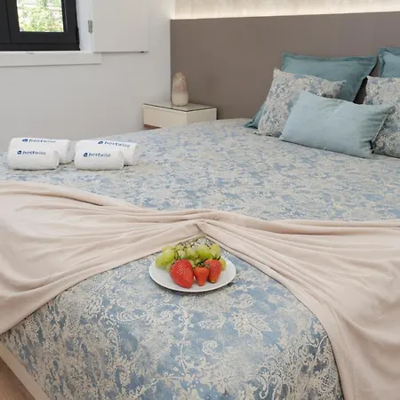 Apartment Host Wise - Bright & Contemporary Flat - Ace Location Porto