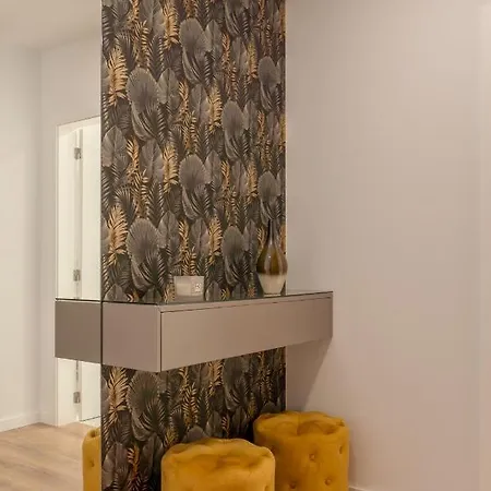 Apartment Host Wise - Bright & Contemporary Flat - Ace Location *