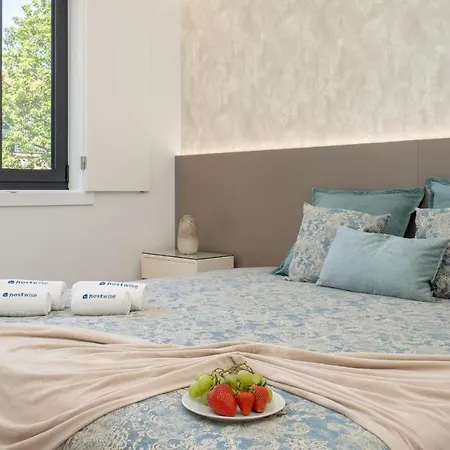 Apartment Host Wise - Bright & Contemporary Flat - Ace Location